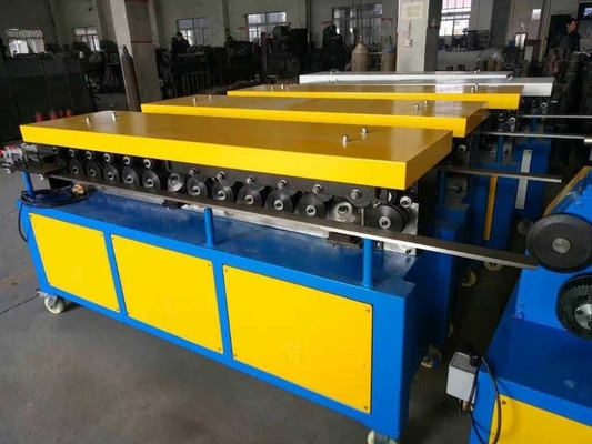 RUILIAN Çalışma İnme 50mm Kanal Flanş Makinesi 0.8Mpa 600L / Min
